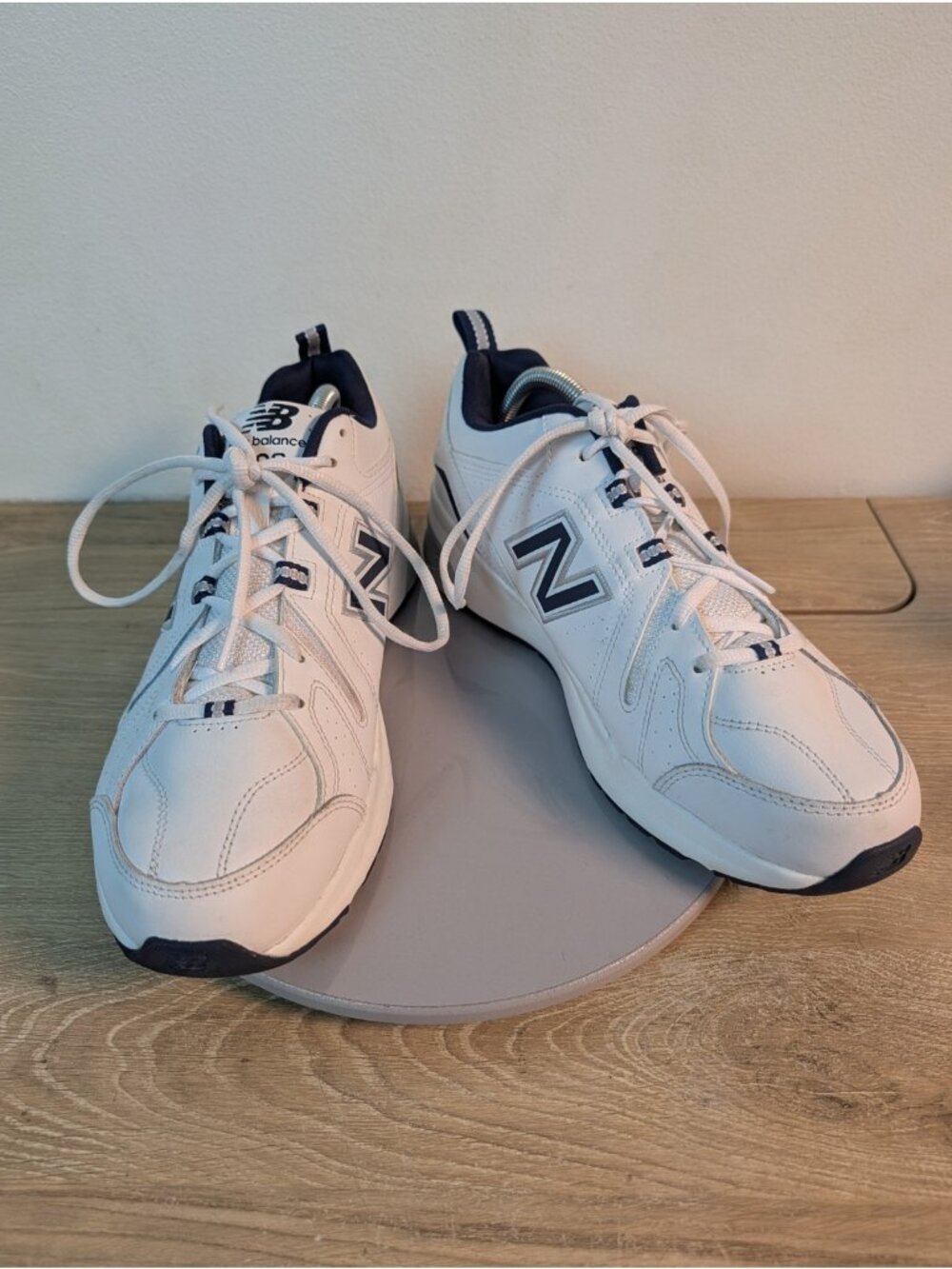 New Balance 608 V5 Men Size 10.5 D Training Shoe Sneaker White Blue MX608WN5
